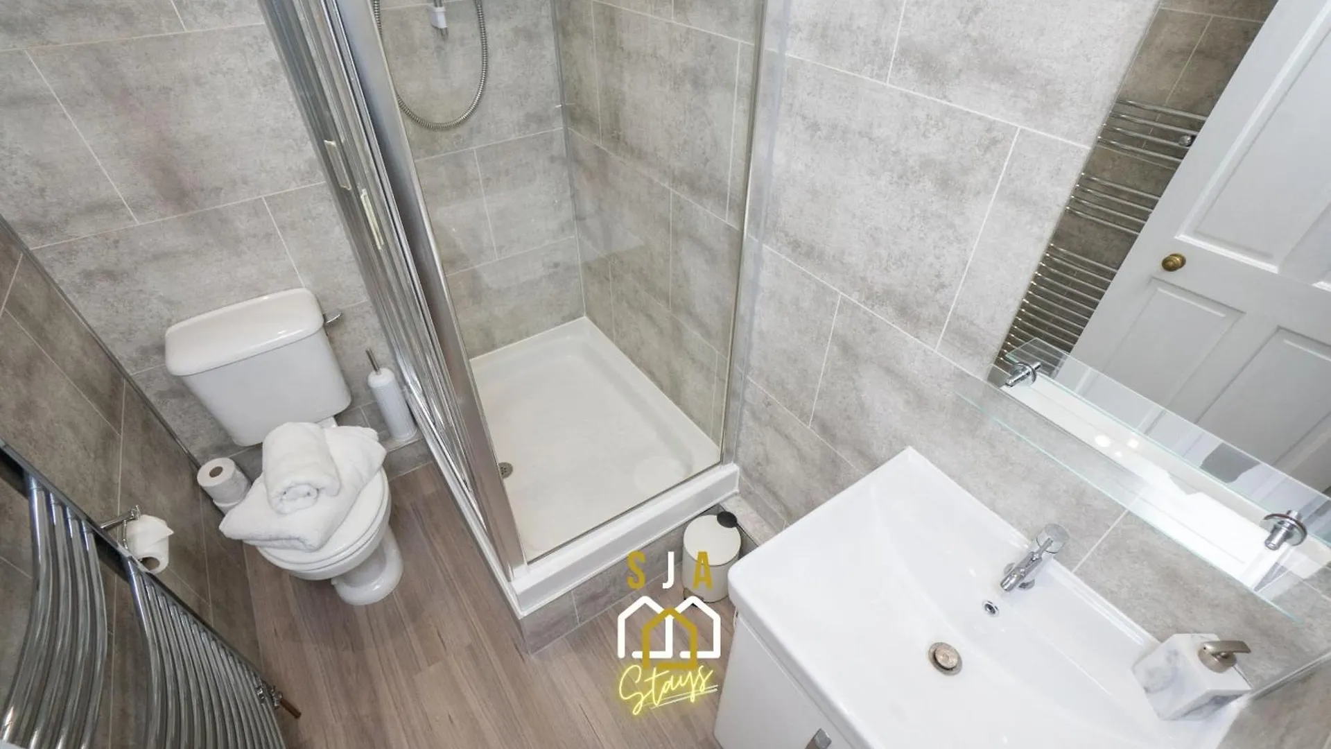 Brulee House - Sja Stays - 2 Bed Apartment Aberdeen